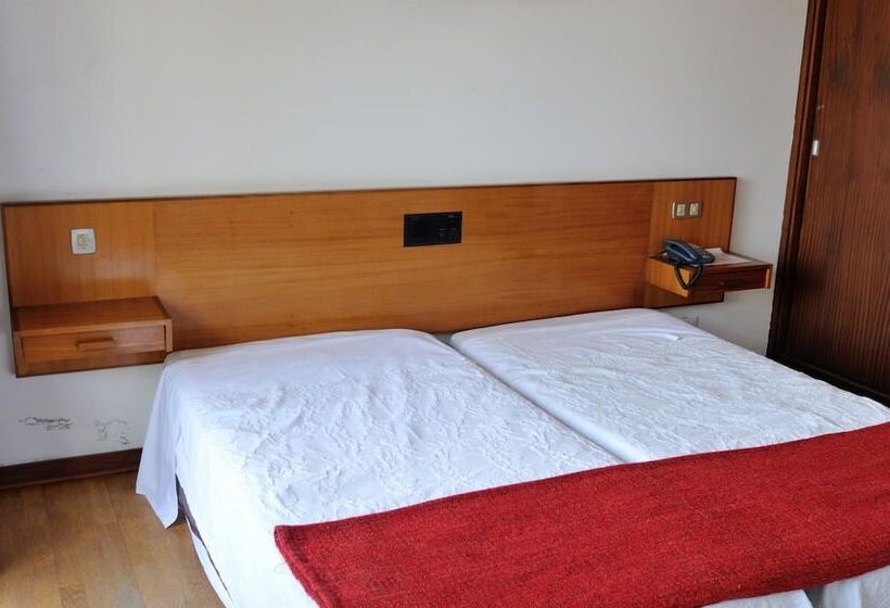 هتل Estalagem Zende