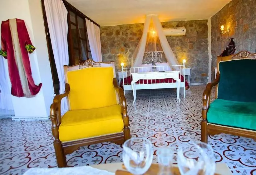 ホテル Gülnar Sultan Taş Konak