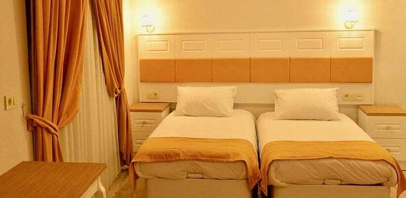 Hotel Lotus Apart Pansiyon