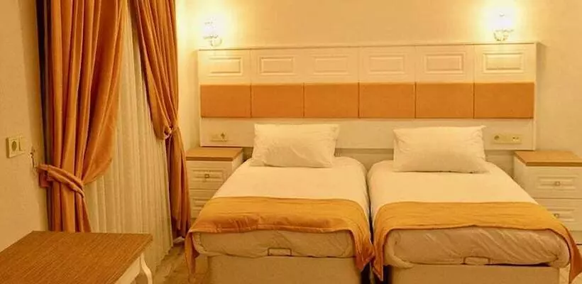 Hotelli Lotus Apart Pansiyon