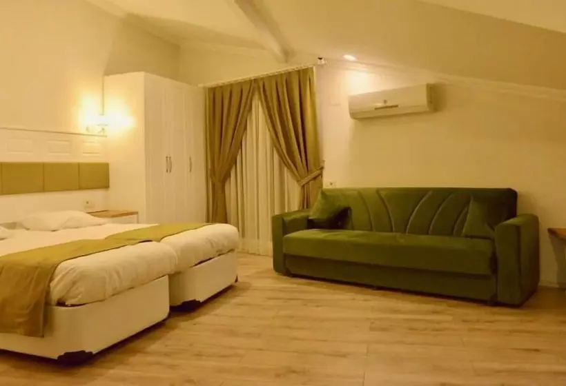 Hotelli Lotus Apart Pansiyon