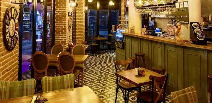 Hotelli Lotus Apart Pansiyon