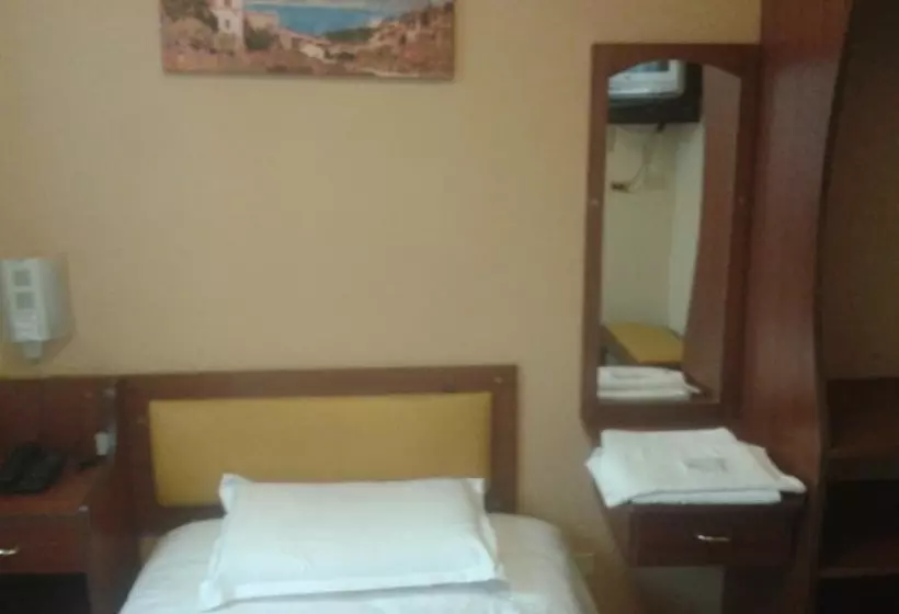 ホテル Riobamba Inn