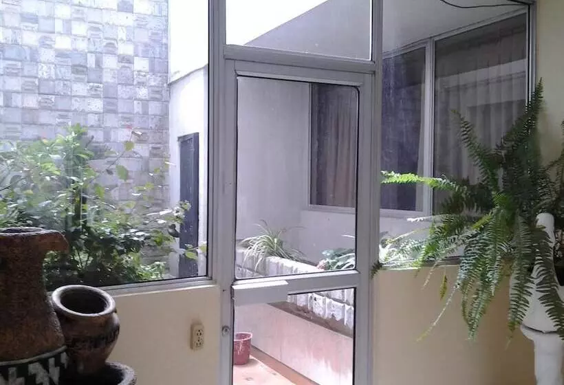 ホテル Riobamba Inn