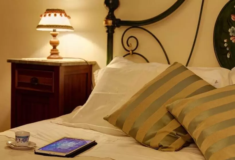 Maaseutuhotelli Cappannelle Country House Tuscany