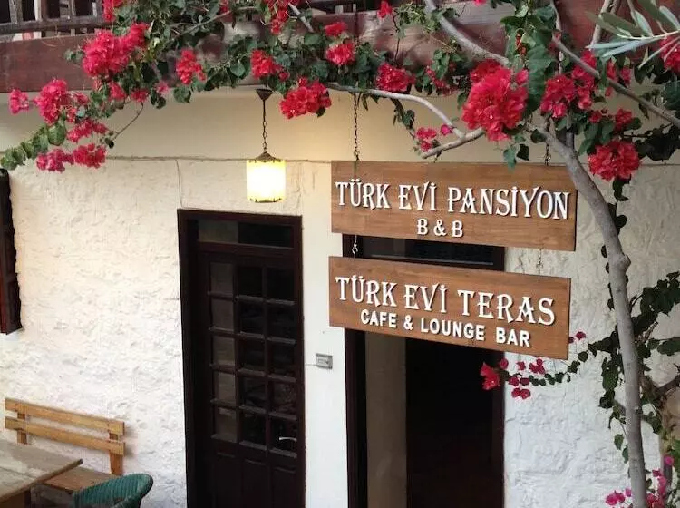 هتل Turk Evi