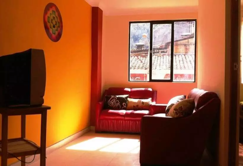 Intikilla Backpackers Pisac   Hostel