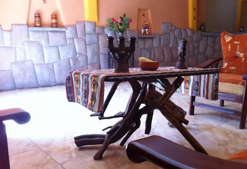 Intikilla Backpackers Pisac   Hostel