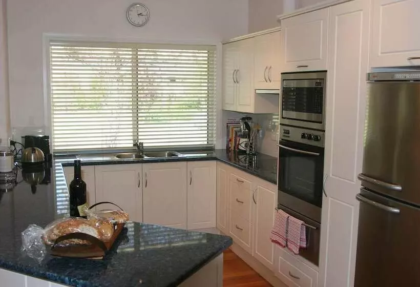 Lochnagar Barossa   Adults Only