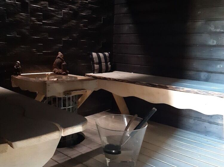 Merenkurkun Majatalo