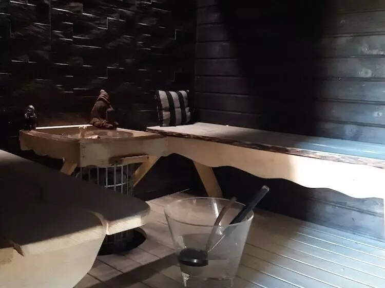 Merenkurkun Majatalo