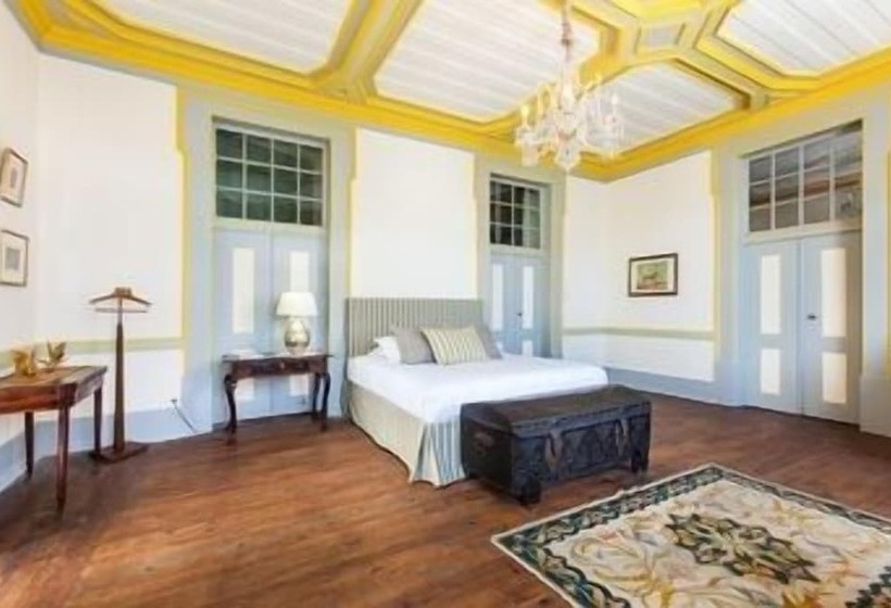 پانسیون Conde De Ferreira Palace