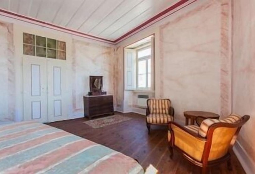 پانسیون Conde De Ferreira Palace