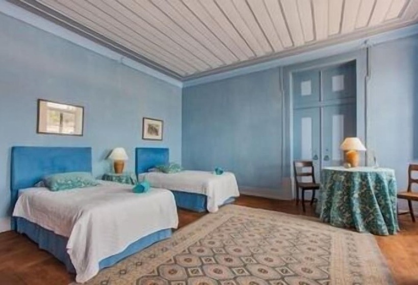 پانسیون Conde De Ferreira Palace