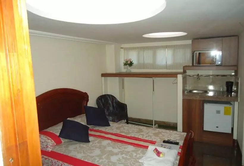 ペンション Hostaling Guayaquil