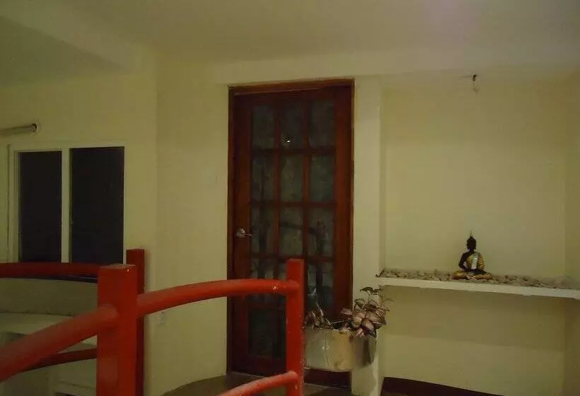 ペンション Hostaling Guayaquil