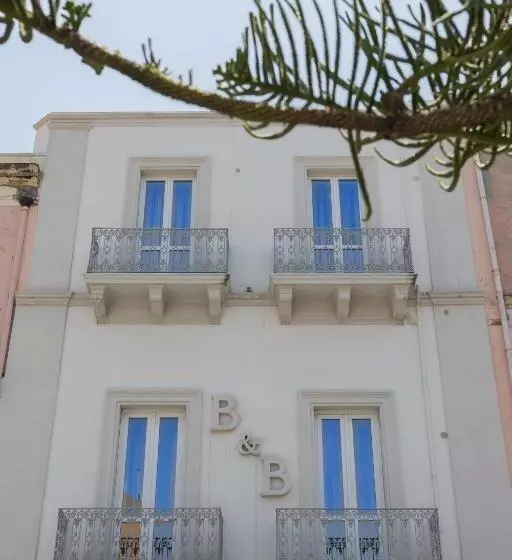 ペンション Liberty Palace