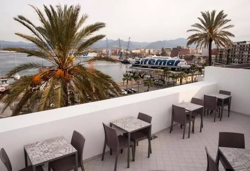 ペンション Liberty Palace