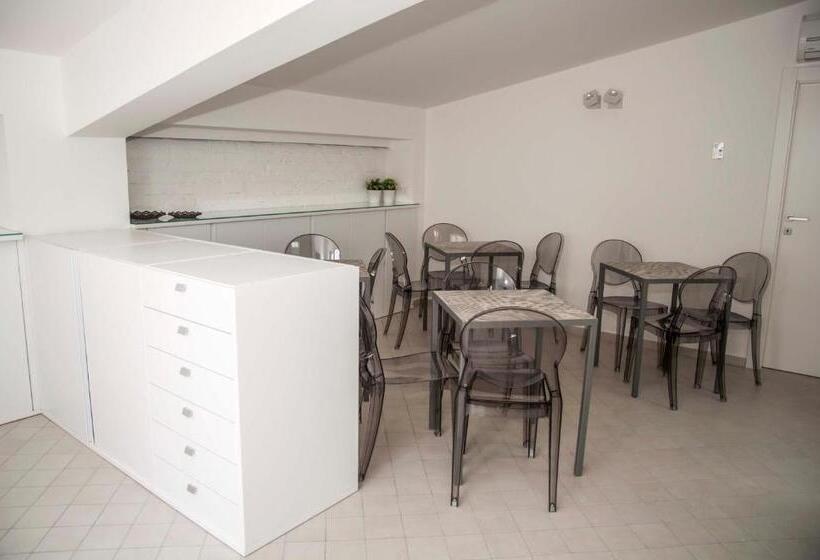 بنسيون Liberty Palace