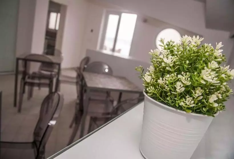 ペンション Liberty Palace