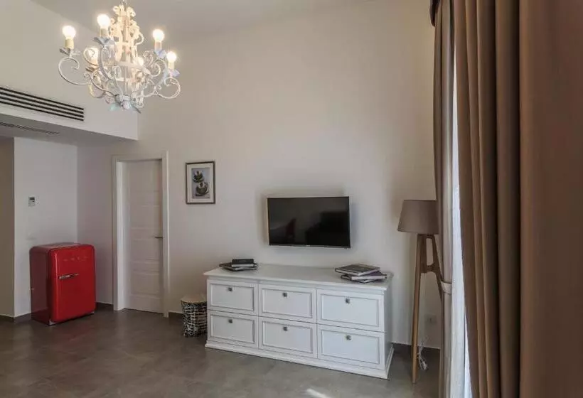 ペンション Liberty Palace