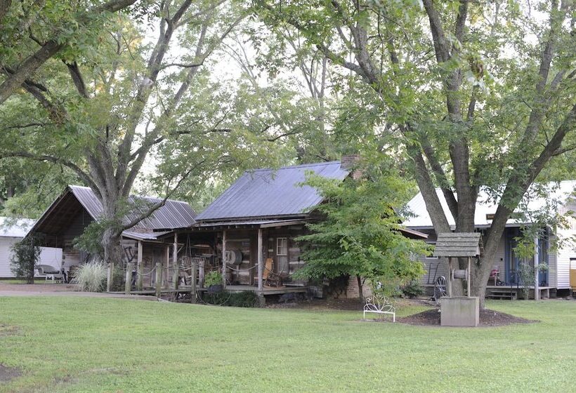 פנסיון Pecan Grove Cottages