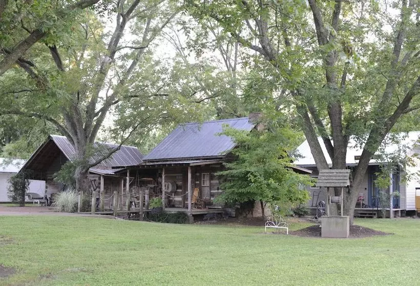 Majatalo Pecan Grove Cottages