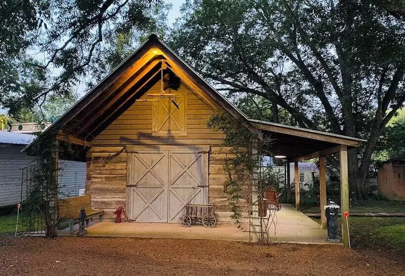 Majatalo Pecan Grove Cottages