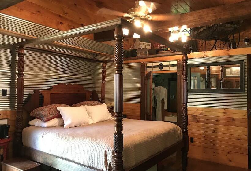 פנסיון Pecan Grove Cottages