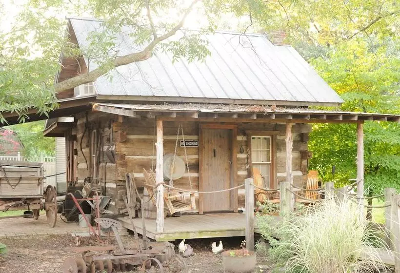 Majatalo Pecan Grove Cottages