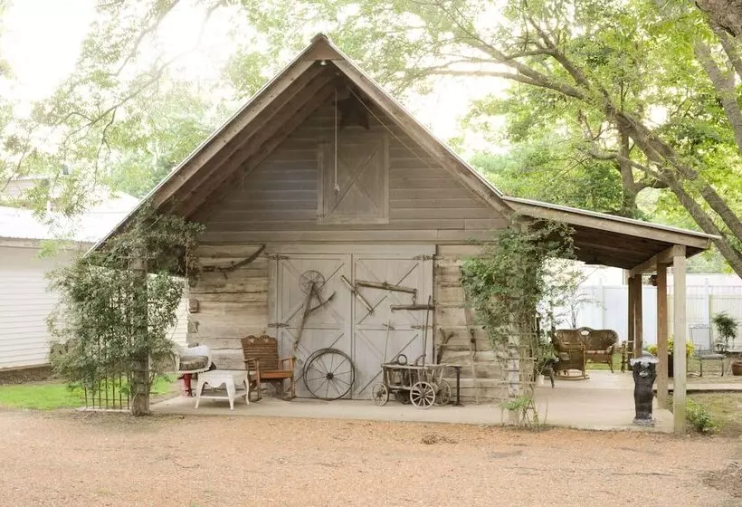 Majatalo Pecan Grove Cottages