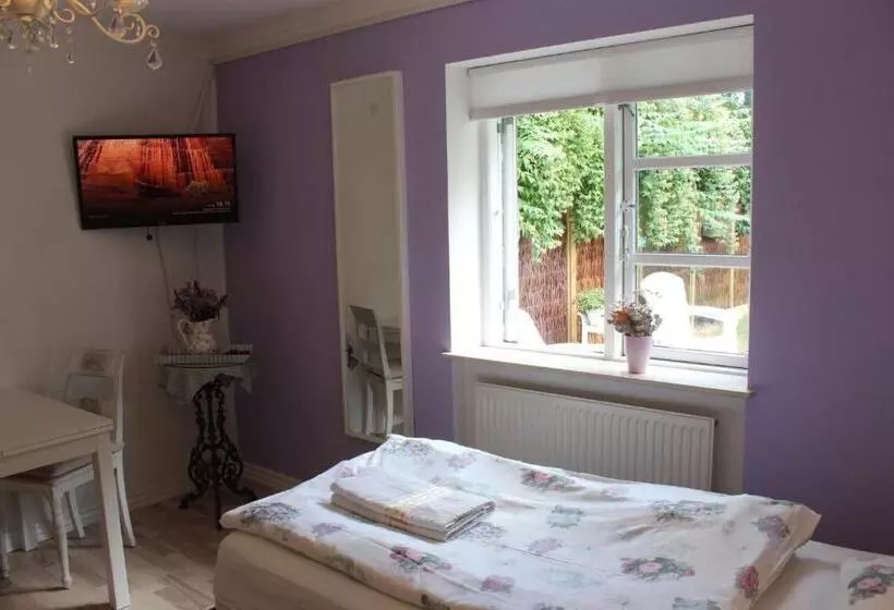 Piccobello Bed & Breakfast Valløby Køge