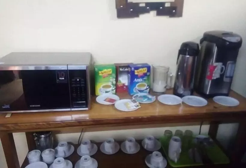 Qori Inn B&b   Hostel
