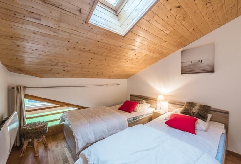 住所 L'eden Skis Aux Pieds