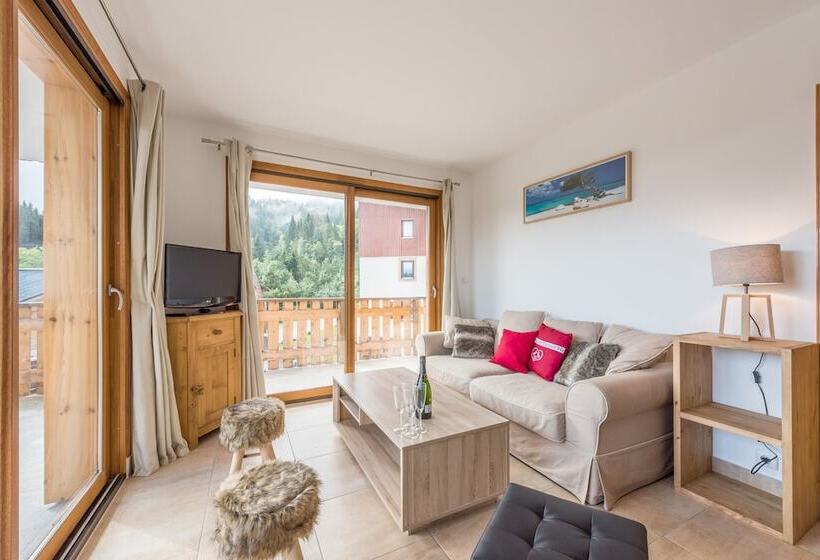 住所 L'eden Skis Aux Pieds