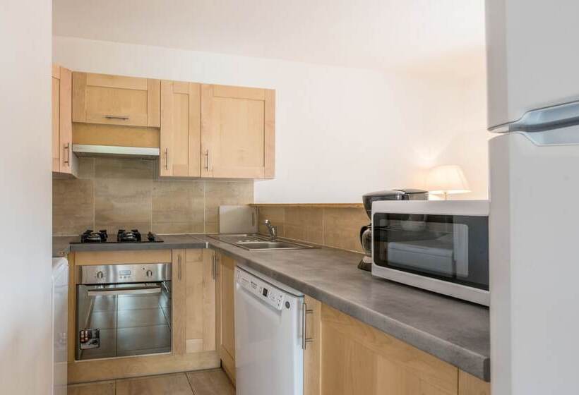 住所 L'eden Skis Aux Pieds