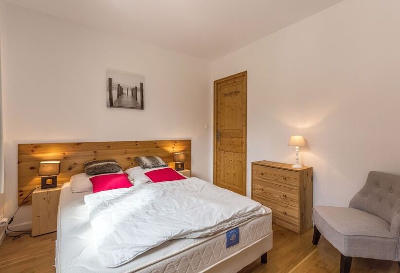 住所 L'eden Skis Aux Pieds