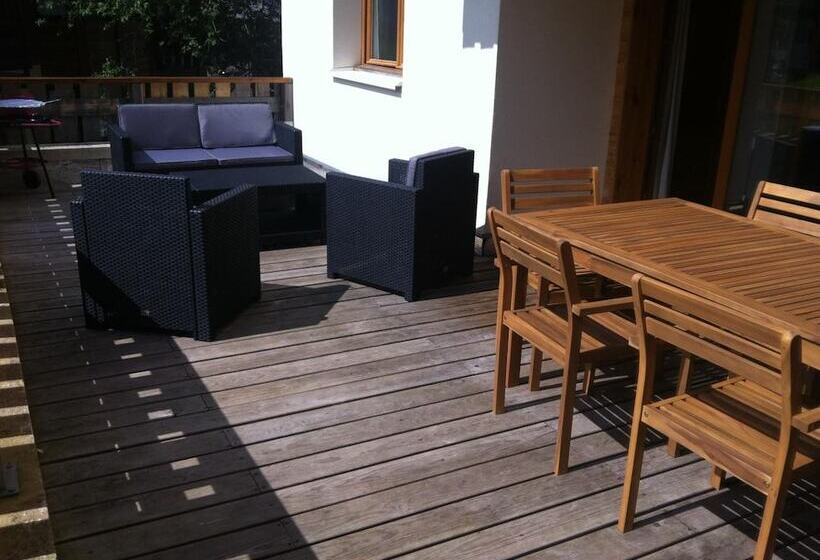 住所 L'eden Skis Aux Pieds