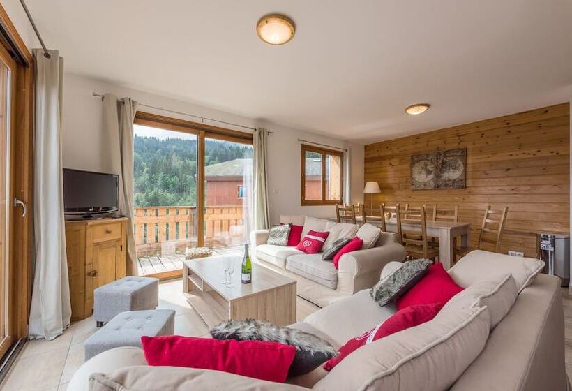 住所 L'eden Skis Aux Pieds