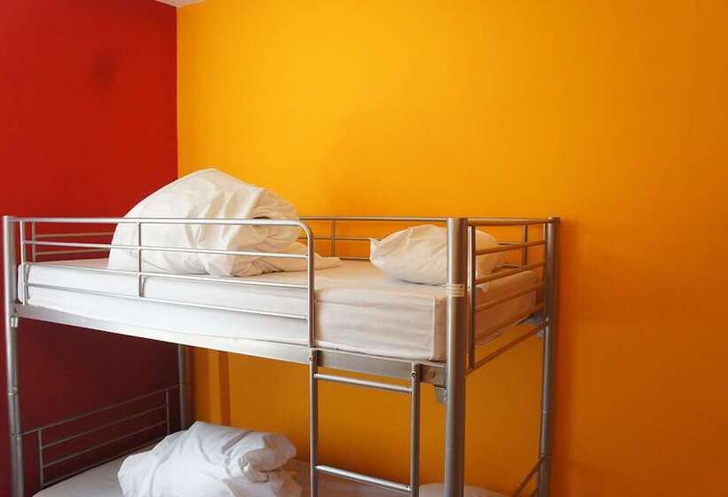 The Kings Arms Hostel