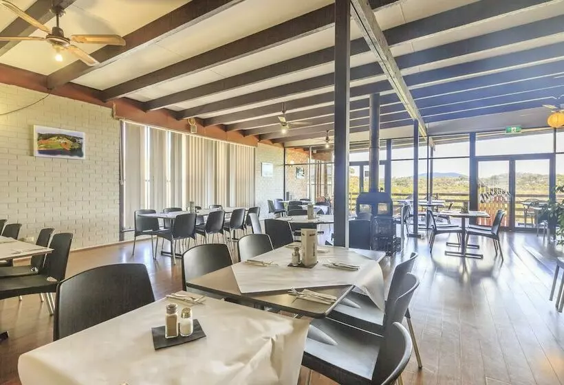 The Walpole Hotel Motel