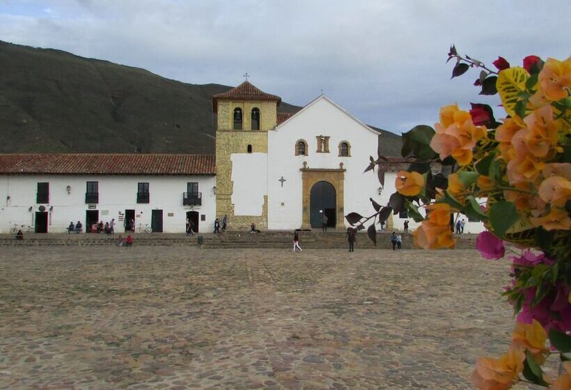 Tinva Hostal   Hostel