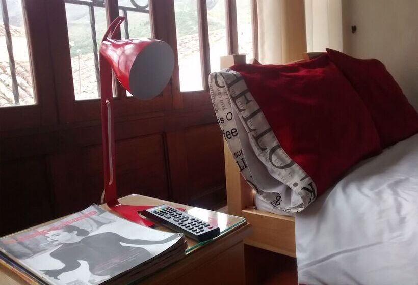 Tinva Hostal   Hostel