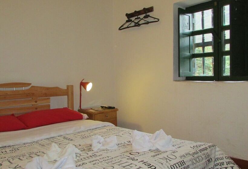 Tinva Hostal   Hostel