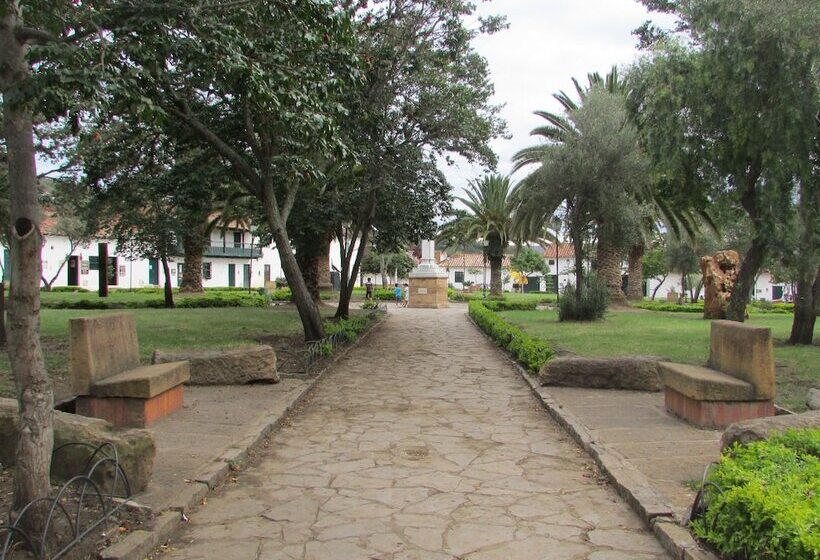 Tinva Hostal   Hostel