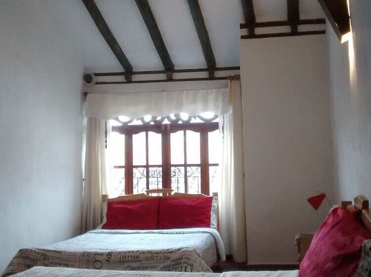 Tinva Hostal   Hostel