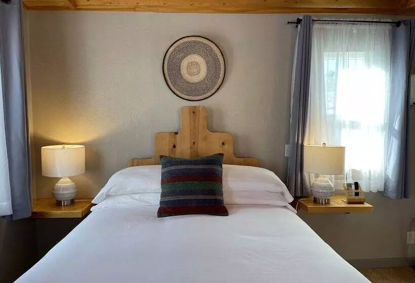 Willow Street Cottages