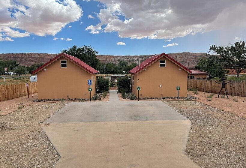 Willow Street Cottages