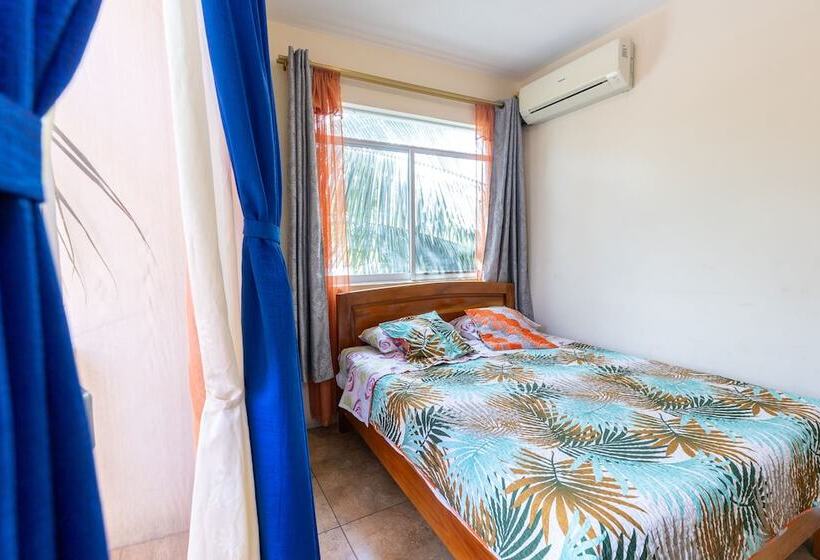 Bed & Breakfast Ariana´s Galapagos Hostal