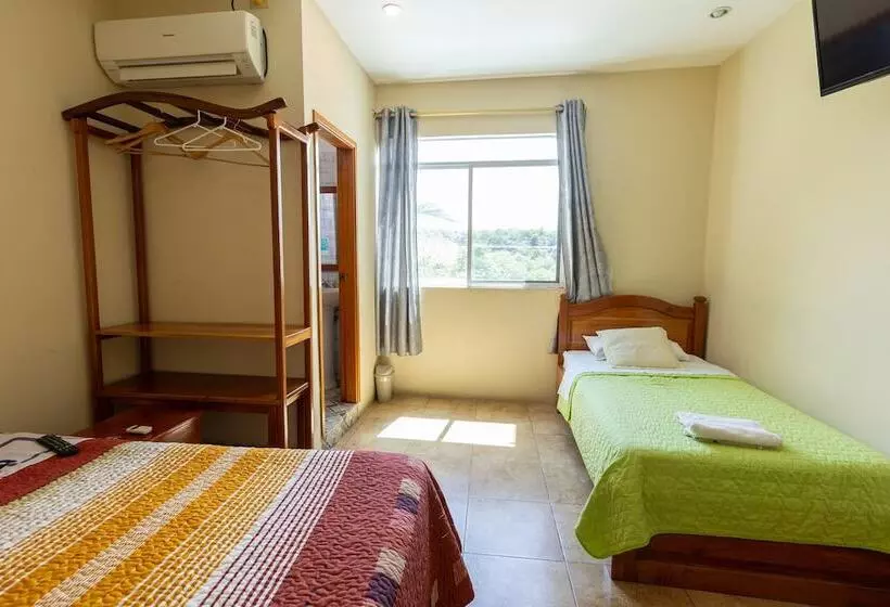 Aamiaismajoitus (B&B) Ariana´s Galapagos Hostal